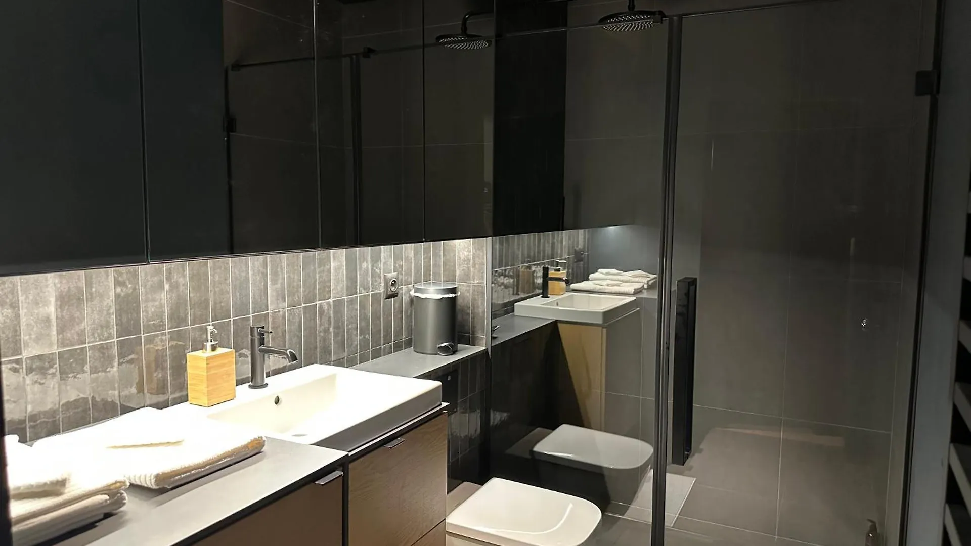 Nowoczesny Apartament Apartment Wroclaw